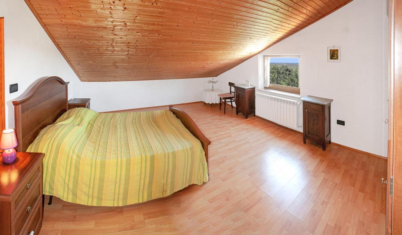 Rooms Agroturizam Romano Buje Exteriör bild