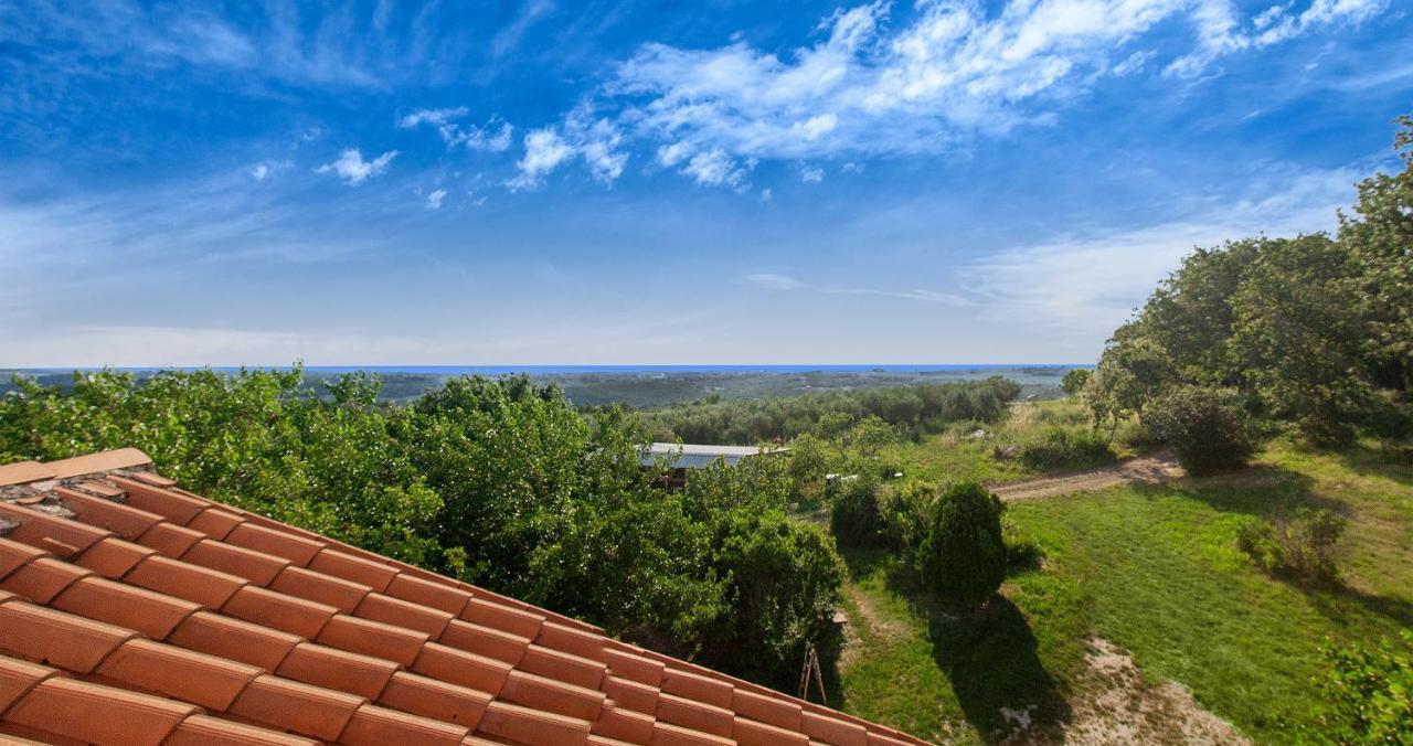Rooms Agroturizam Romano Buje Exteriör bild